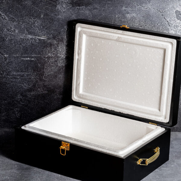 Caixa de Presente com os 8 Melhores Queijos Artesanais Brasileiros de 2025 + Geléia + Grissini